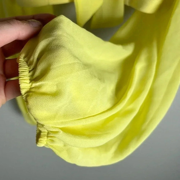 Privy Yellow Long Sleeve Open Shoulder Top - Picture 5 of 7